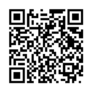 却发现自己的手轻易地穿透了他的身体二维码生成