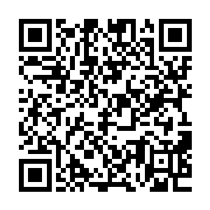 却泄露了他内心的慌张――因为他根本不知道自己应该怎么做二维码生成
