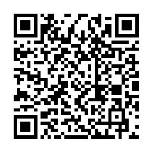 却给在场众人一种足堪与四方天地分庭抗礼的感觉二维码生成