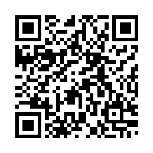 却被钟家三老爷伸手压一下她的手二维码生成