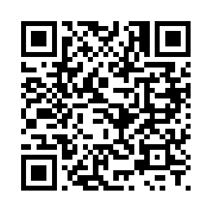 却见一群人对着河水里头指指点点二维码生成