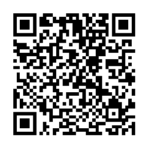 却让好奇打量的人只能保持着这份好奇和打量的眼神二维码生成