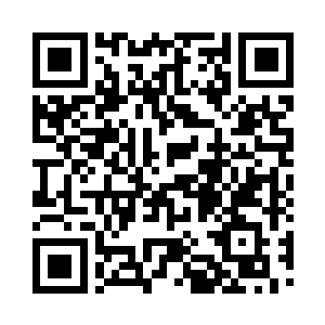 厉倾城对着米紫安和陈思璇调侃着说道二维码生成