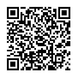 厚重的冷意死寂般的阴霾让她再难看清躲在面具后的陆叔叔二维码生成