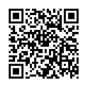 原本困在下面的黑衣人竟从水里跳了出来二维码生成