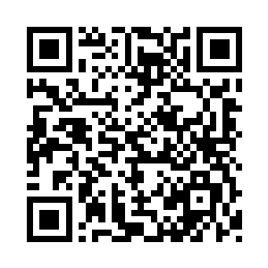 原本就皱纹满布的一张丑面此刻更丑上几分二维码生成