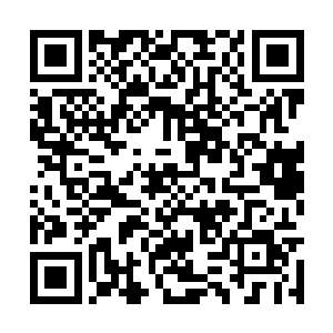 原本正朝小房间冲去的六个鬼子听到同伴枪声停止二维码生成