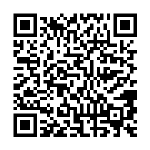 原本漫不经心的百姓在一个人无意中抬头看到了某处的火光之后二维码生成