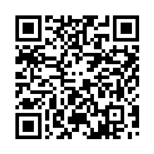 原本还算热闹的广场顿时鸦雀无声二维码生成