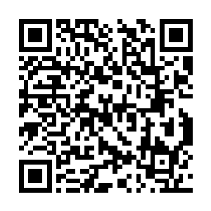 原本静止的陨石群以让穆根惶恐的速度开始运动了二维码生成