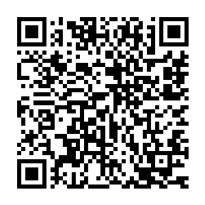 原霄在被明帝跟楼主联合轰入山壁之中巨大的力量轰开了一个大型山洞二维码生成