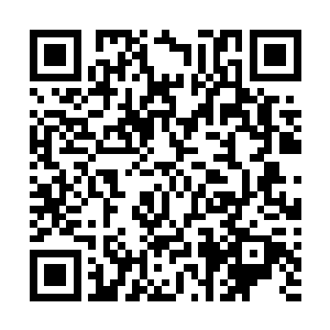 又手忙脚乱的从储物戒指当中将新的一套内衣裤取了出来二维码生成