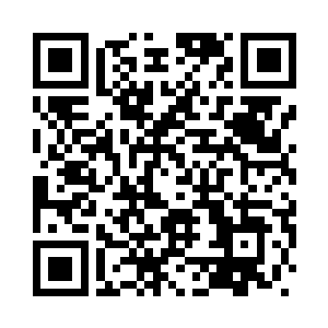 又见自己的秘书冒冒失失地闯进来二维码生成