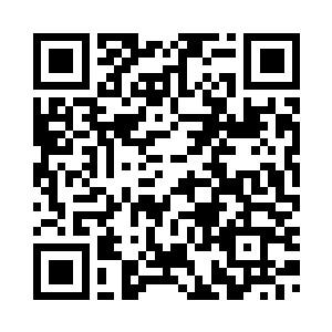 反而大大方方的带着两人去观礼台二维码生成