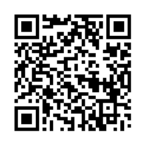 反而笑着从身后拿出一串缠绕在一起的皮鞭二维码生成