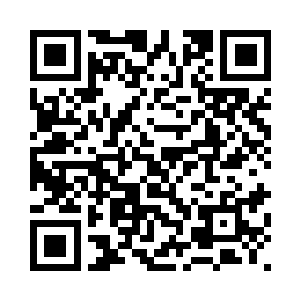 反而自己与段茹二人挡在苏林身前二维码生成