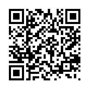 反而难受的曲手敲起了头痛欲裂的脑袋二维码生成