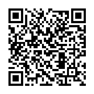 反而饶有兴趣的盘点着自己铺子里的存货满面笑容二维码生成