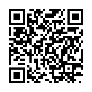 发现她的眼睛竟然像极了他的妻子和女儿二维码生成