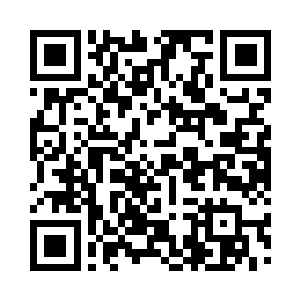 发现莫小鱼还在为琳达剥大虾和螃蟹呢二维码生成