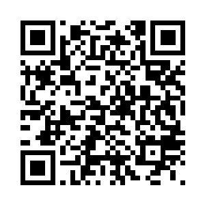 取出解毒丸分别给扈秋娘跟绿蕉喂下二维码生成