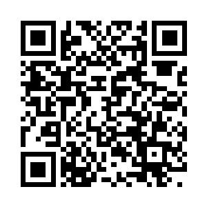 另一手从荷包里摸出一锭银子塞到她手里二维码生成