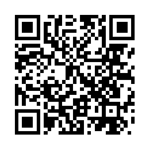 另一边则是已经几近虚脱的步相逢二维码生成