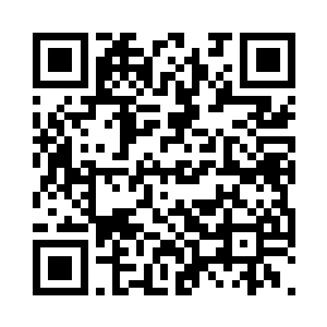 另外一个黑黝黝的瘦子前后打量着翟冰清二维码生成