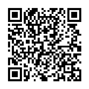 另外一部分则以闪电般的速度向隐杀门所在的位置射去二维码生成