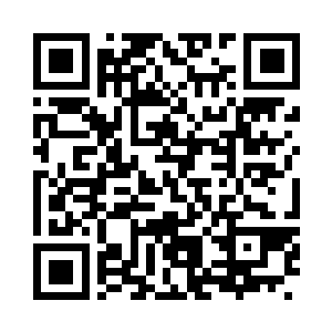 另外两位学生匆匆忙忙的给男子腰上系好绳子二维码生成