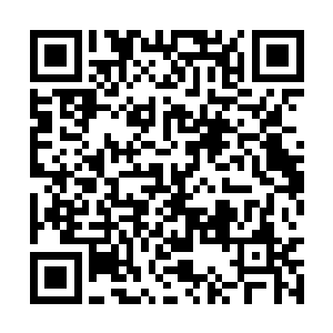 只听见一个威严的声音断断续续地从手机中传出来二维码生成