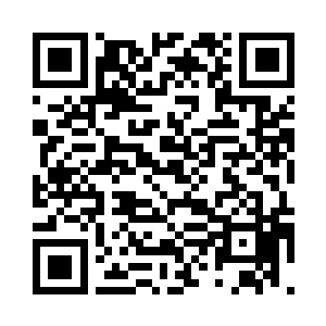 只是围绕着这个木栅卷成狂乱的潮流二维码生成