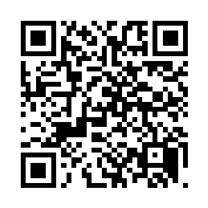 只是把自己的头靠在了木萦的脑袋边二维码生成