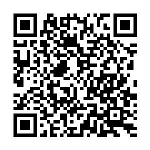 只是没想到有人敢在如此大庭广众之下公然对他出手刺杀二维码生成