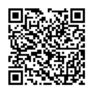 只是没想到这个建筑挂着三个字的横匾――翠香楼二维码生成