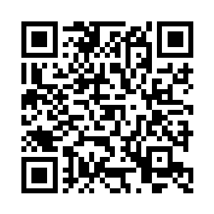 只是淡淡的看着两个在地毯上打来打去的男人二维码生成