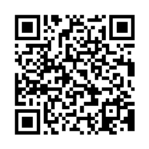 只是这女孩脸上画的是很浓的烟熏妆二维码生成