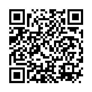 只有偶尔才会从里面飘出一两朵鬼火来二维码生成