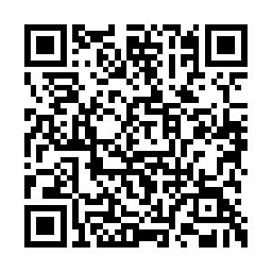 只有轻轻的呼吸声将女孩们的心渐渐地提了起来二维码生成