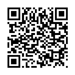 只硬着头皮朝他露出有些难看的笑脸二维码生成