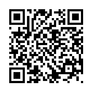 只能是扶着晶姐往里面的房间走了进去二维码生成