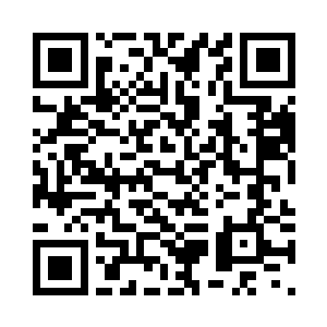 只见一名老妇从后殿中缓步走了出来二维码生成