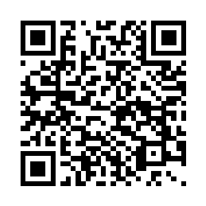 只见一团白色的云朵出现在他的脚下二维码生成