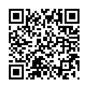 只见十骑如狼似虎般直接冲撞开人群二维码生成