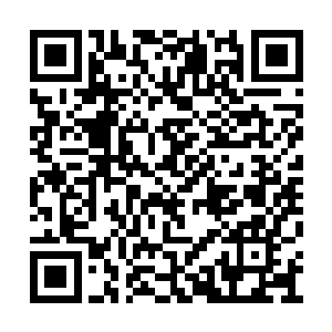 只见华盛顿脸上原本红润的皮肤一瞬间苍老起来二维码生成