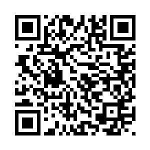 叮当一声掉落在了小弄的水泥地上二维码生成