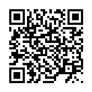 可他不想在这么多人面前表现得像个弱者二维码生成