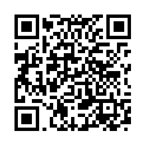 可以说完全都是靠着眼前这个年轻人二维码生成