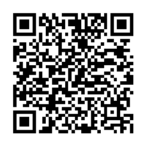 可又有谁注意到他眼神之中闪烁着的森冷的寒芒二维码生成