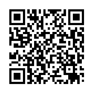 可发现跟着他一起来的人都在看向他二维码生成